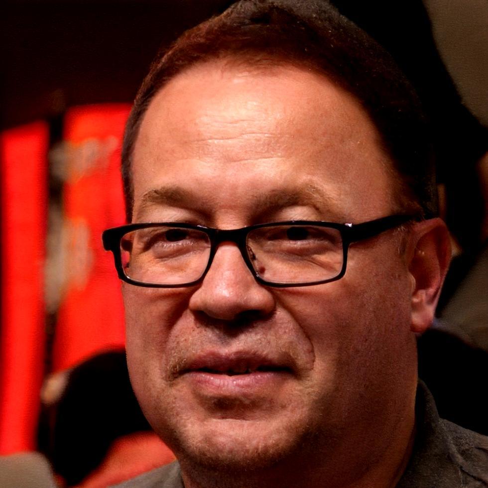 Retrato profesional de Casimiro Velez, Director de Operaciones en nexarasens